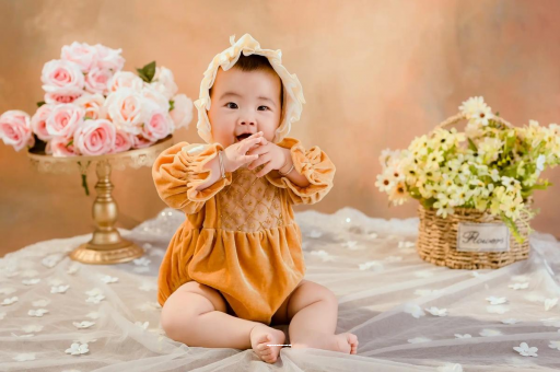 武义县宝宝前额突出正常吗